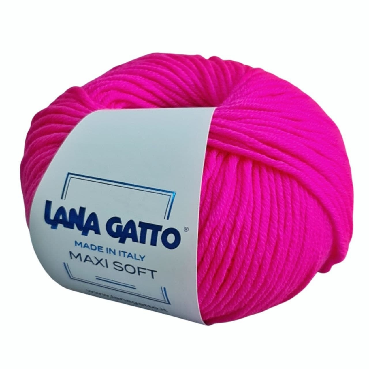 Maxi soft. Пряжа Лана Гатто макси софт. Пряжа Maxi Soft Lana gatto 10008. Супер софт super Soft 100меринос 125м/50г LANAG (5281 салатовый бледный). Лана Гатто макси софт палитра.