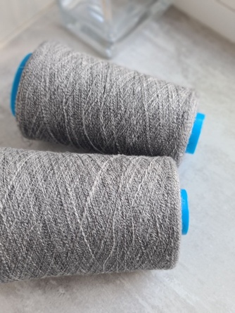 PANAREA от Botto Guiseppe (50% меринос, 30% шелк, 20% лен) - 1700м / 100г фото 2